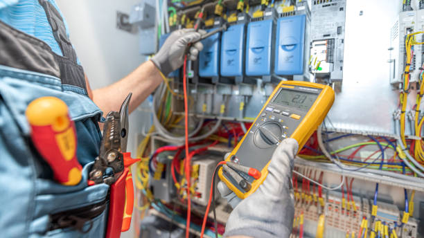 Best Licensed Electrician  in Midtown, TN